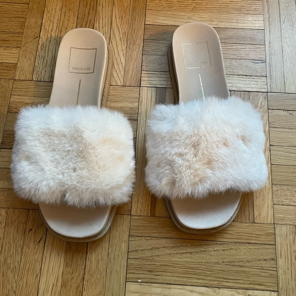 Dolce Vita Fur Slide - Picture 3 of 6